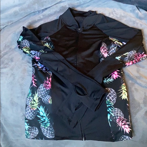 Jessica Simpson Jackets & Blazers - Jessica Simpson Pineapple zip up activewear